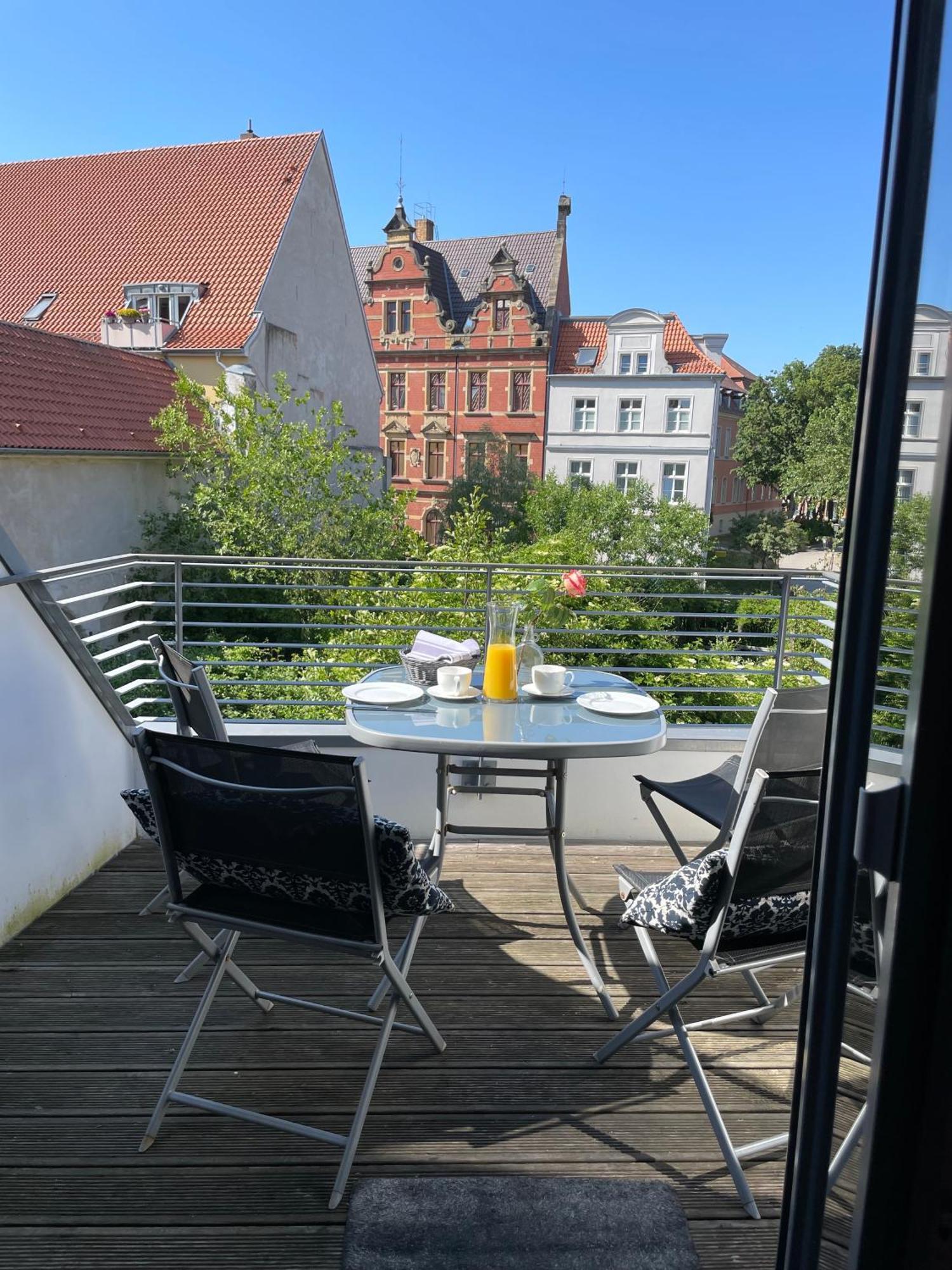 Backsteinspeicher Stralsund Exterior foto