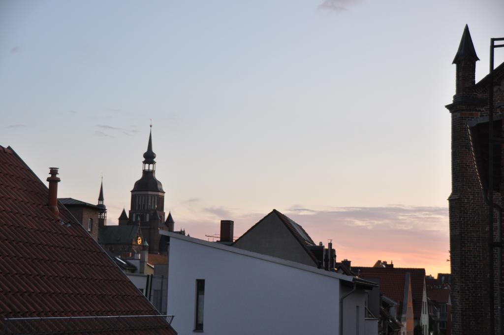 Backsteinspeicher Stralsund Exterior foto